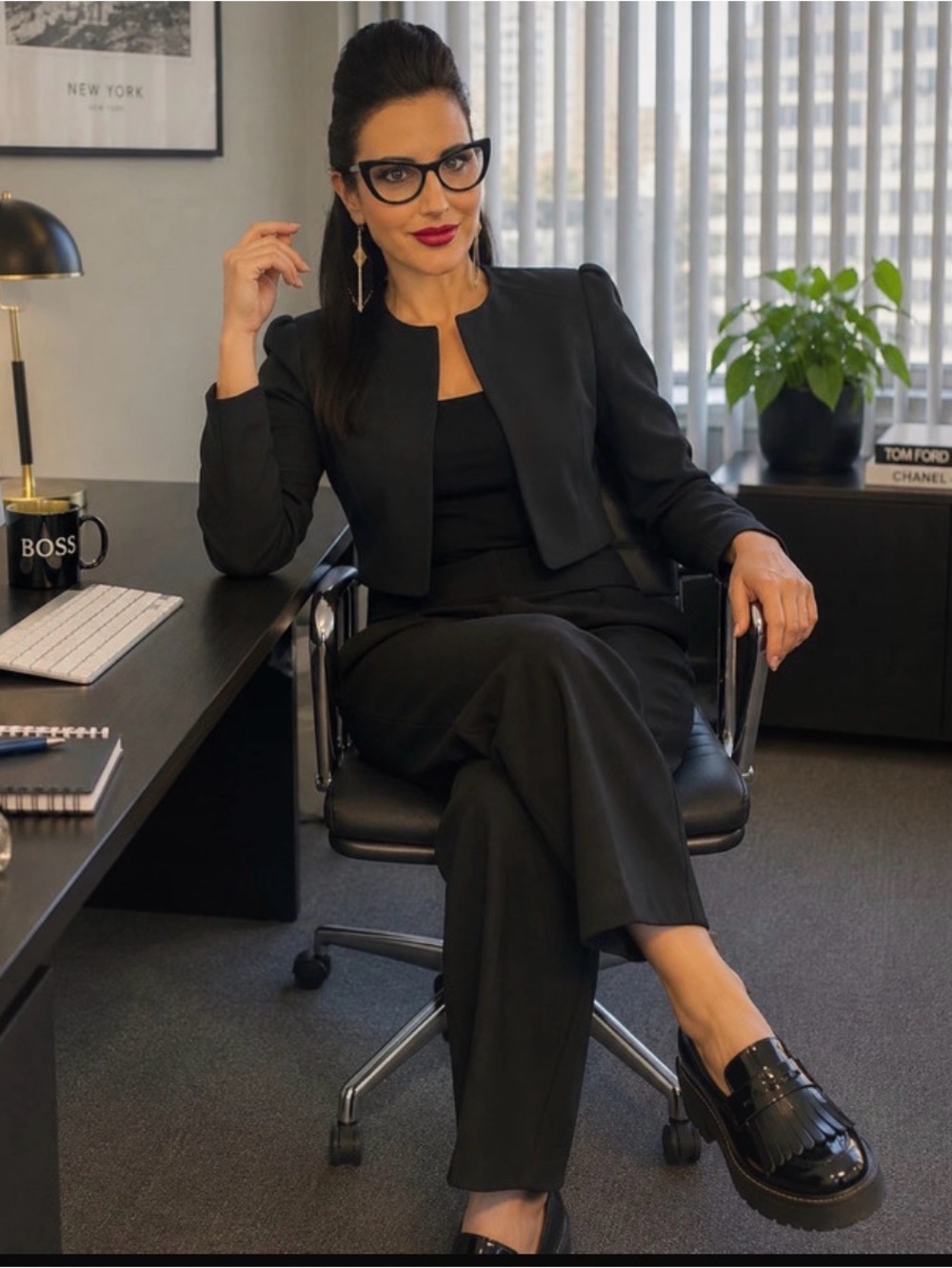 Cropped black blazer by White House Black Market Size 12